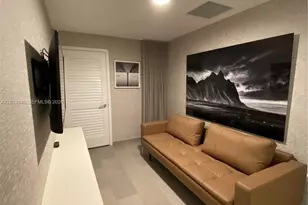 88 SW 7th St, Miami, FL 33130 - Photo 19