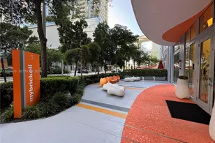 31 SE 6th St, Miami, FL 33131 - Photo 19