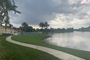 701 Vista Isles Dr, Sunrise, FL 33325 - Photo 5