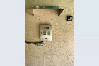 9360 Fontainebleau Blvd #410, Miami, FL 33172 - Photo 3