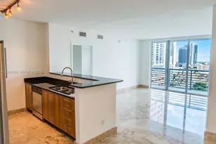 325 S Biscayne Blvd, Miami, FL 33131 - Photo 9