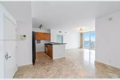 325 S Biscayne Blvd #2722, Miami, FL 33131 - Photo 7