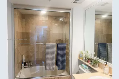 325 S Biscayne Blvd #2722, Miami, FL 33131 - Photo 15