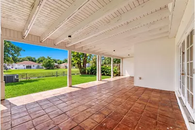 20816 SW 103rd Pl, Cutler Bay, FL 33189 - Photo 25