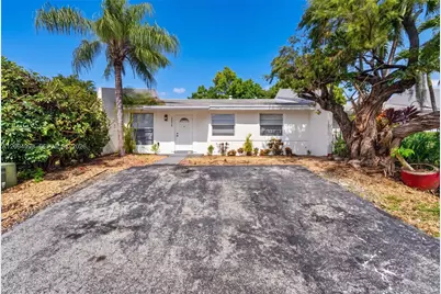 20816 SW 103rd Pl, Cutler Bay, FL 33189 - Photo 1