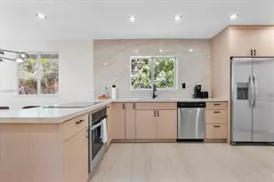 117 NE 48th St, Miami, FL 33137 - Photo 13