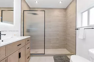 117 NE 48th St, Miami, FL 33137 - Photo 25