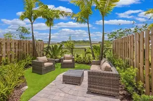 2588 SE 25 Dr, Homestead, FL 33035 - Photo 9