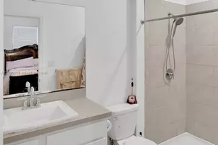 634 SW 12th St, Florida City, FL 33034 - Photo 21