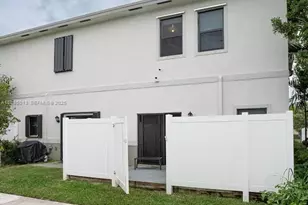 634 SW 12th St, Florida City, FL 33034 - Photo 27