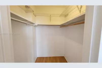 7441 Wayne Ave #8O, Miami Beach, FL 33141 - Photo 15