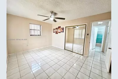 4596 E 8th Ct, Hialeah, FL 33013 - Photo 7