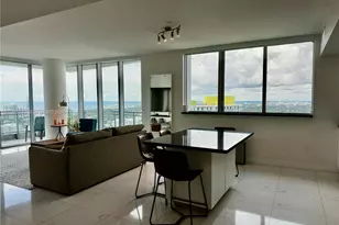 92 SW 3rd St, Miami, FL 33130 - Photo 39