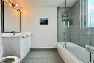 92 SW 3rd St, Miami, FL 33130 - Photo 3