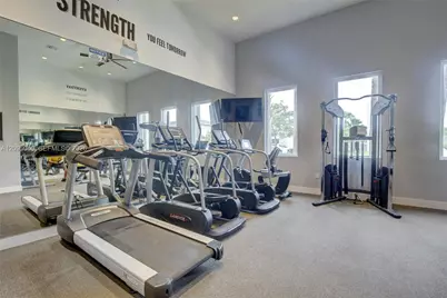 565 NE 5th Pl, Florida City, FL 33034 - Photo 33