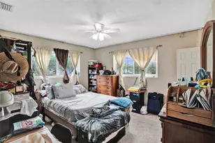 17401 NE 11th Ct, Miami, FL 33162 - Photo 23