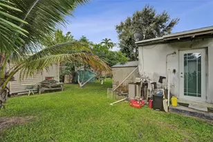 17401 NE 11th Ct, Miami, FL 33162 - Photo 45