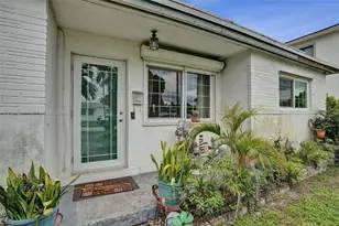 17401 NE 11th Ct, Miami, FL 33162 - Photo 7
