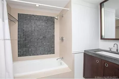 17315 Collins Ave #2406, Sunny Isles Beach, FL 33160 - Photo 11