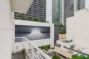 425 NE 30th St, Miami, FL 33137 - Photo 29