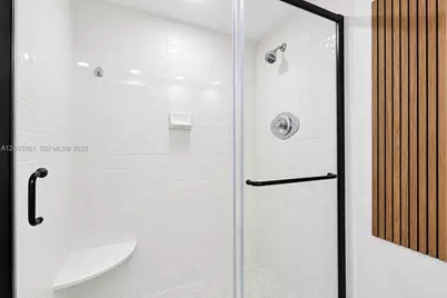 20191 E Country Club Dr #1102, Aventura, FL 33180 - Photo 23
