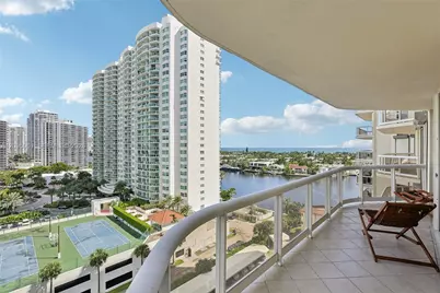 20191 E Country Club Dr #1102, Aventura, FL 33180 - Photo 3