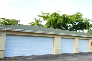 5612 Rock Island Rd, Tamarac, FL 33319 - Photo 3