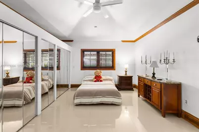 11000 SW 32nd St, Miami, FL 33165 - Photo 27