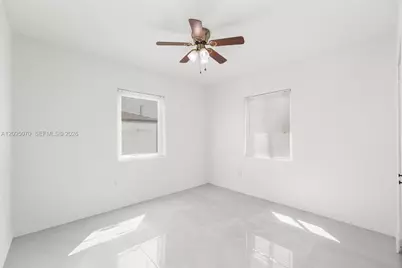 10930 SW 216th St, Miami, FL 33170 - Photo 11