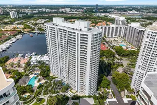 21055 Yacht Club Dr, Aventura, FL 33180 - Photo 37