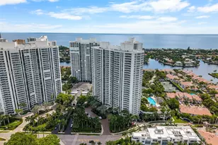 21055 Yacht Club Dr, Aventura, FL 33180 - Photo 35