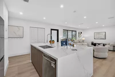 5349 Balsam Ter, Plantation, FL 33317 - Photo 13