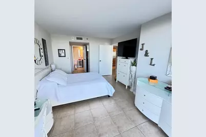 7601 E Treasure Dr #512, North Bay Village, FL 33141 - Photo 19