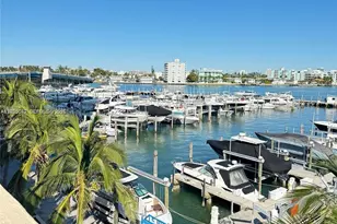 7601 E Treasure Dr, North Bay Village, FL 33141 - Photo 27