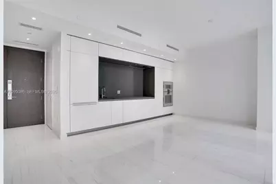 300 Biscayne Boulevard Way #3108, Miami, FL 33131 - Photo 7