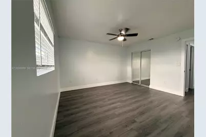 420 NE 18th Ave #5, Homestead, FL 33033 - Photo 9