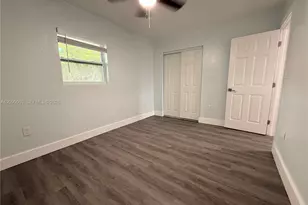 420 NE 18th Ave, Homestead, FL 33033 - Photo 11