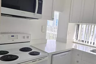17011 N Bay Rd, Sunny Isles Beach, FL 33160 - Photo 19