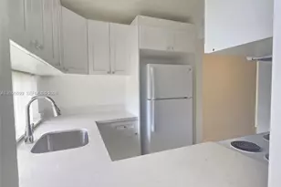 17011 N Bay Rd, Sunny Isles Beach, FL 33160 - Photo 17