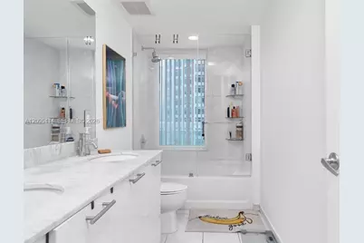 951 Brickell Av #1100, Miami, FL 33131 - Photo 21