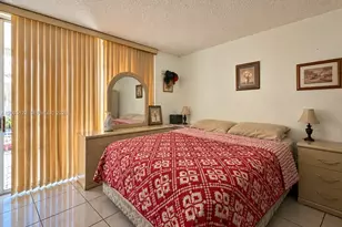 1103 W 39th Terrace, Hialeah, FL 33012 - Photo 5