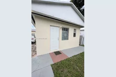 521 NW 44th Ave, Miami, FL 33126 - Photo 21