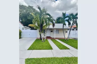 521 NW 44th Ave, Miami, FL 33126 - Photo 1