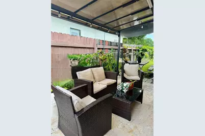 521 NW 44th Ave, Miami, FL 33126 - Photo 19