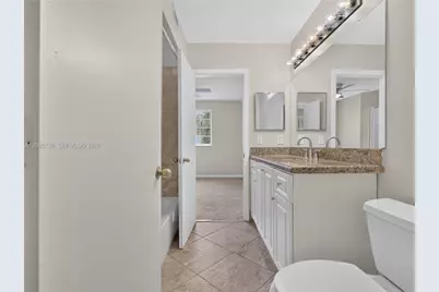 3677 San Simeon Cir, Weston, FL 33331 - Photo 29