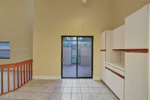 1043 SW 113th Terrace, Pembroke Pines, FL 33025 - Photo 13