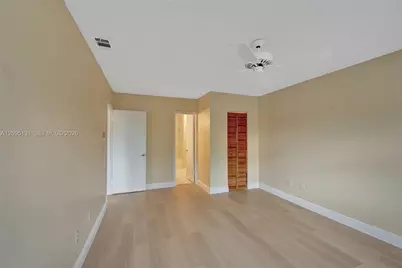 1043 SW 113th Ter, Pembroke Pines, FL 33025 - Photo 31