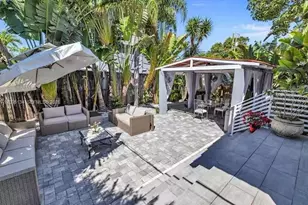 2263 SW 12th St, Miami, FL 33135 - Photo 9