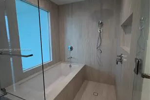 2411 Laguna Cir, North Miami, FL 33181 - Photo 15