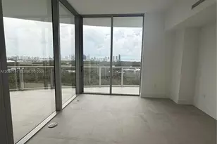 2411 Laguna Cir, North Miami, FL 33181 - Photo 9